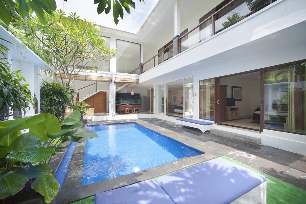 Villa Penelopy Seminyak Exterior foto